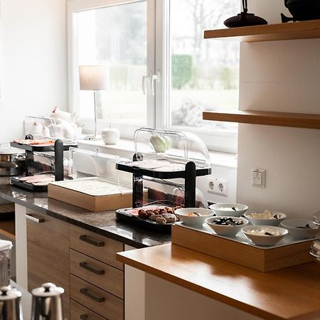 Hotel Vier Jahreszeiten Therme & Kliniken Bad Krozingen Naehe Freiburg & Schwarzwald Ideal Fuer Wellness Kur & Business Ausfluege 24H Check In- Wlan & Parken Gratis Luaran gambar