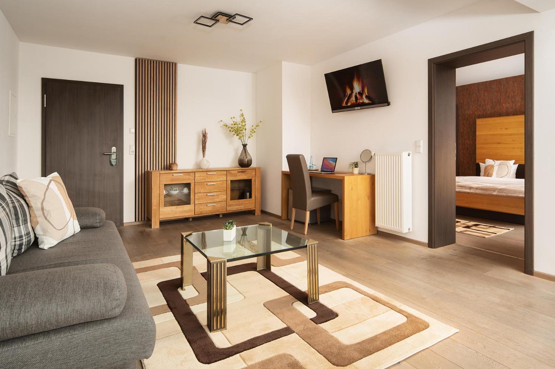 Hotel Vier Jahreszeiten Therme & Kliniken Bad Krozingen Naehe Freiburg & Schwarzwald Ideal Fuer Wellness Kur & Business Ausfluege 24H Check In- Wlan & Parken Gratis Luaran gambar
