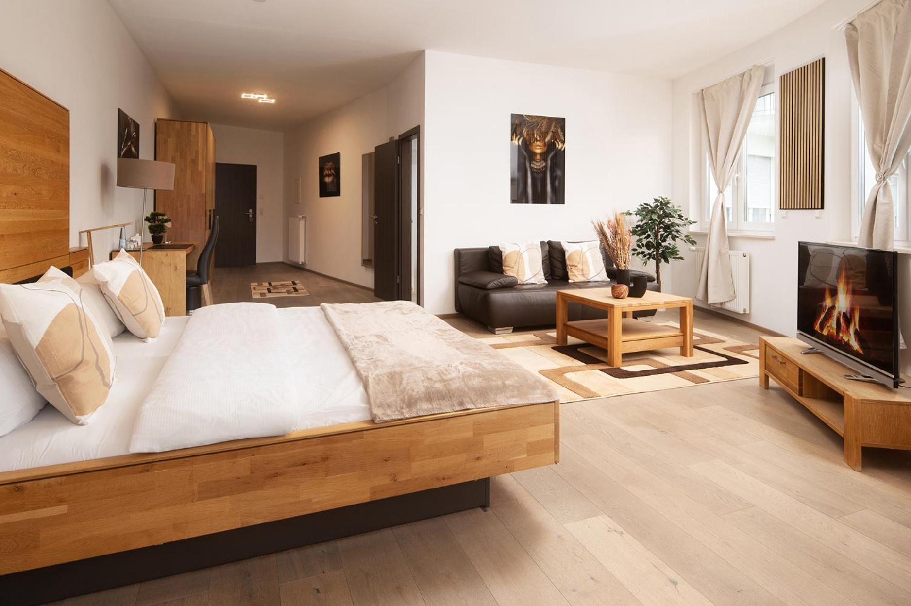 Hotel Vier Jahreszeiten Therme & Kliniken Bad Krozingen Naehe Freiburg & Schwarzwald Ideal Fuer Wellness Kur & Business Ausfluege 24H Check In- Wlan & Parken Gratis Luaran gambar