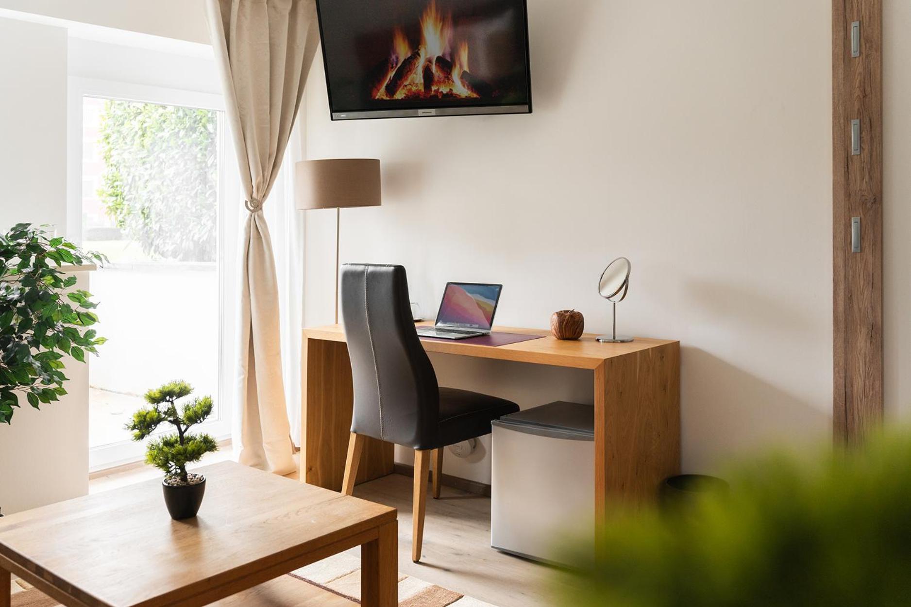 Hotel Vier Jahreszeiten Therme & Kliniken Bad Krozingen Naehe Freiburg & Schwarzwald Ideal Fuer Wellness Kur & Business Ausfluege 24H Check In- Wlan & Parken Gratis Luaran gambar