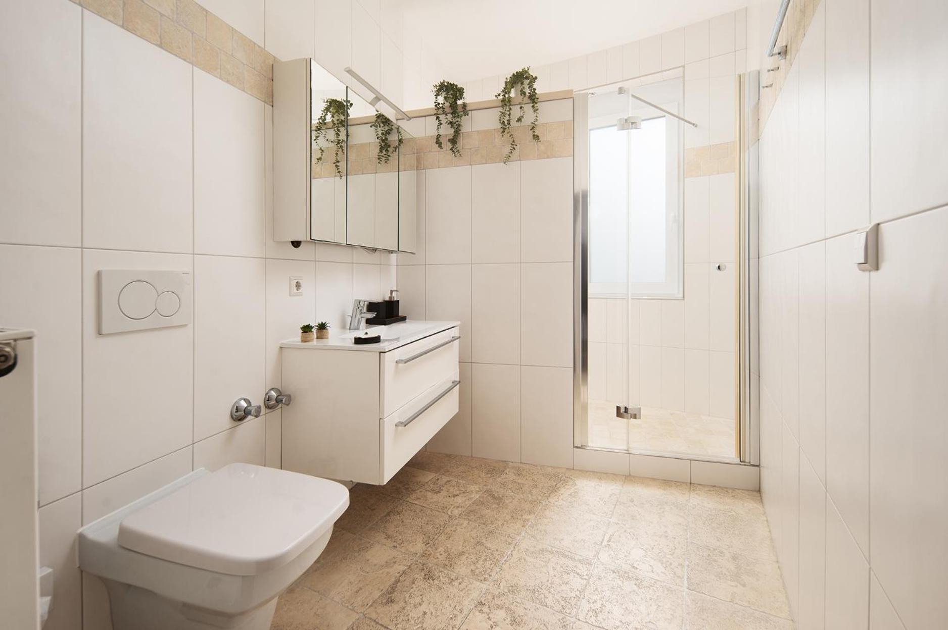 Hotel Vier Jahreszeiten Therme & Kliniken Bad Krozingen Naehe Freiburg & Schwarzwald Ideal Fuer Wellness Kur & Business Ausfluege 24H Check In- Wlan & Parken Gratis Luaran gambar